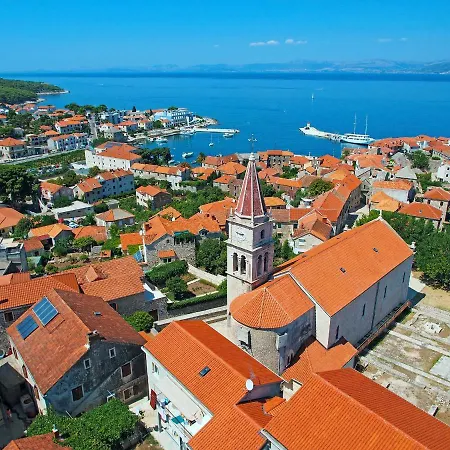 Bellevue Guest house 4*