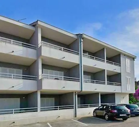 Bellevue 4* Postira