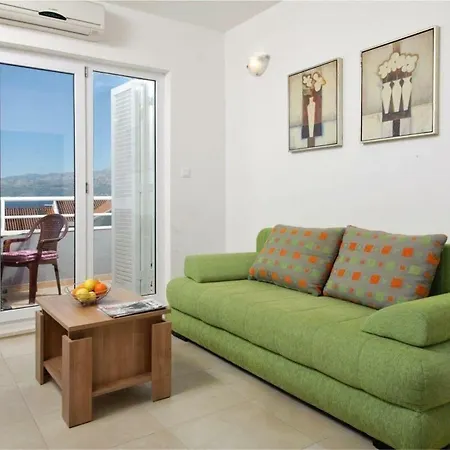 Bellevue Guest house 4*