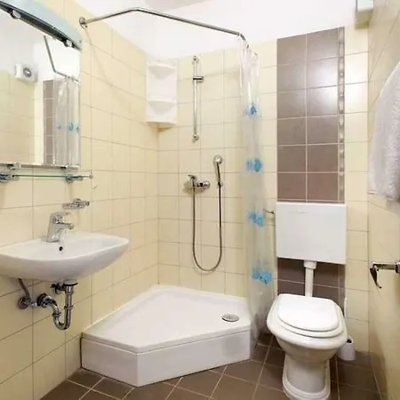 Bellevue Guest house 4*